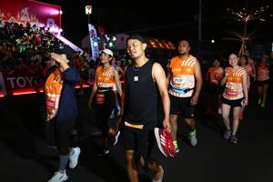 BIB: 205, 1092, 2528, 210
                            <button type="button" onclick="openModal(23061299)" class="btn btn-primary btn-sm float-right btn-popup" data-toggle="modal" data-target=".modal-high-quality">
                        <i class="fas fa-shopping-cart"></i> Add to Cart
                    </button>
                                            <button type="button" onclick="isThisMe(23061299, true)" class="btn btn-success btn-sm float-right btn-popup btn-isme hidden" data-toggle="tooltip" data-placement="bottom" title="นี่คือรูปของคุณใช่ไหม คลิกที่นี่เพื่อเอาเข้าอัลบั้ม">
                        <i class="fas fa-plus"></i> Add to album
                    </button>
                    <button type="button" onclick="isThisMe(23061299, false)" class="btn btn-warning btn-sm float-right btn-popup btn-isnotme hidden">
                        <i class="fas fa-ban"></i> Remove from album
                    </button>